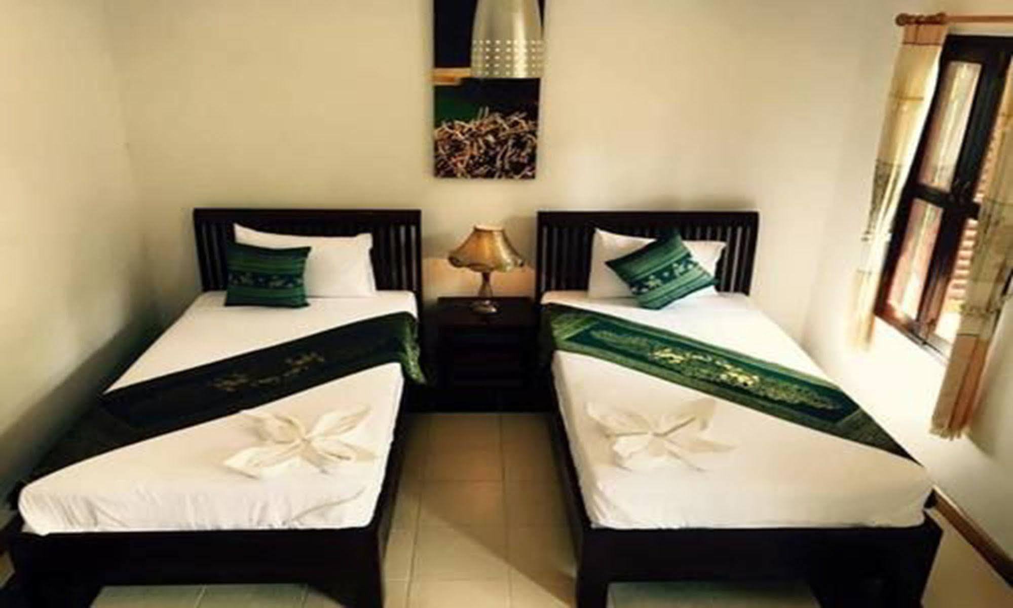 Luang Prabang Oasis Hotel Buitenkant foto