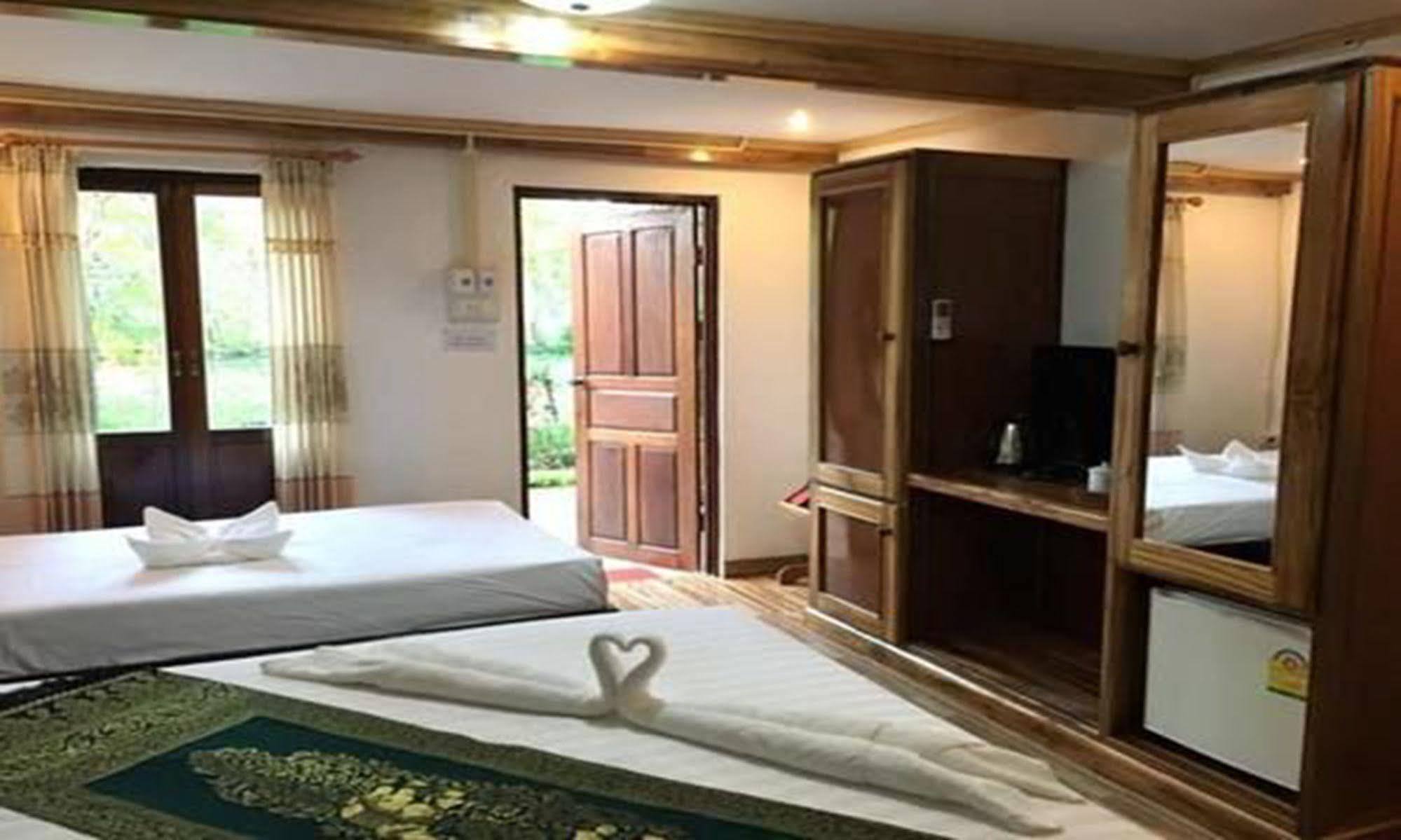 Luang Prabang Oasis Hotel Buitenkant foto