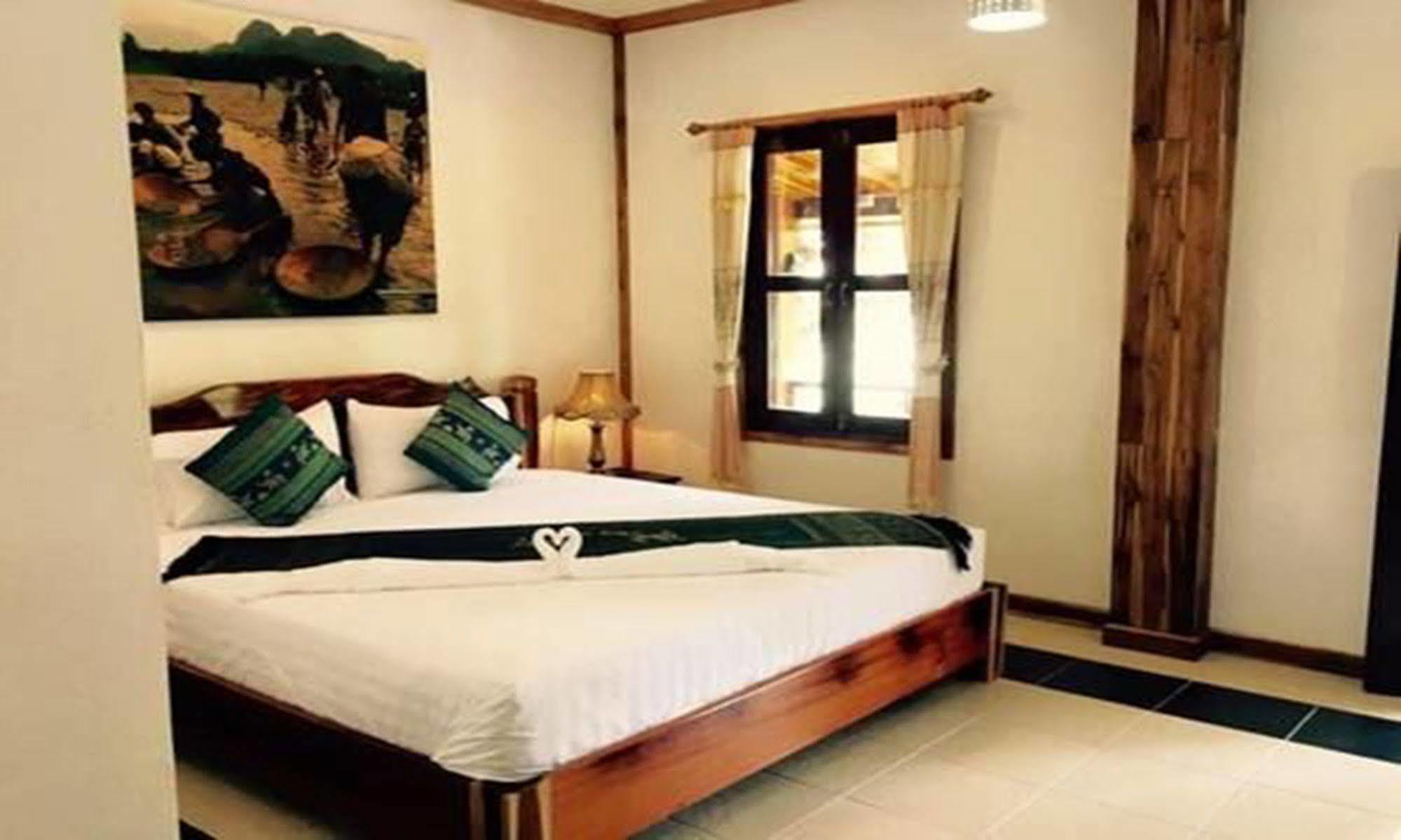 Luang Prabang Oasis Hotel Buitenkant foto