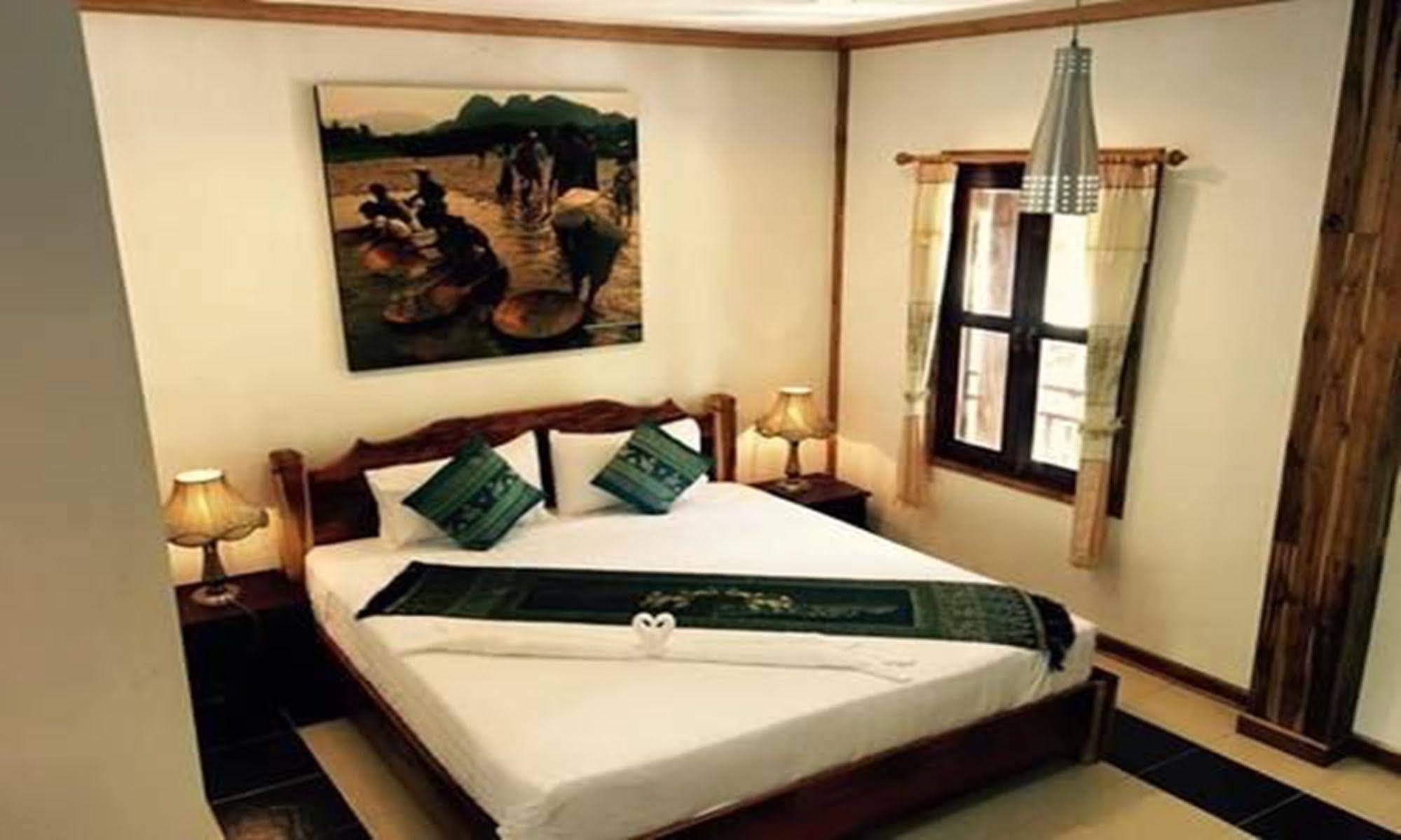 Luang Prabang Oasis Hotel Buitenkant foto