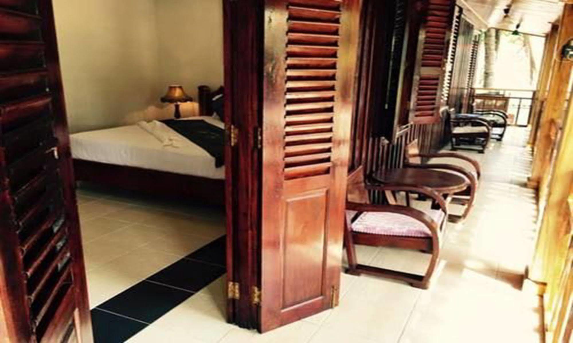 Luang Prabang Oasis Hotel Buitenkant foto